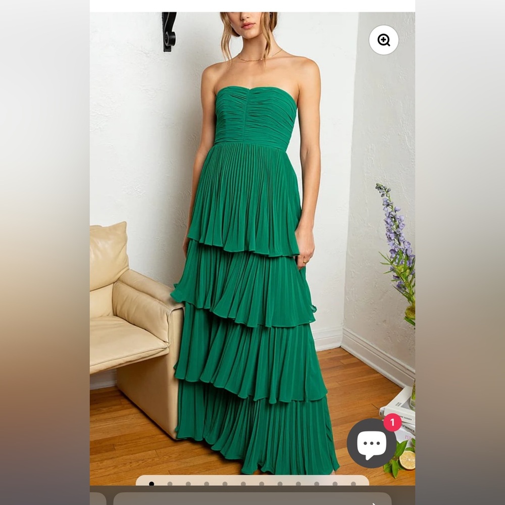 Green fame and partners tiered dress